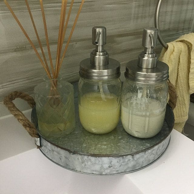 Farmhouse Bathroom DIY soap dish