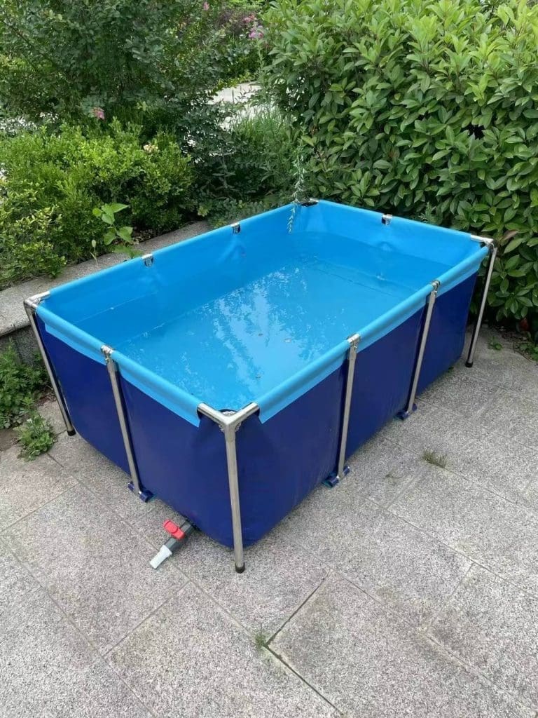 portable tub for fish