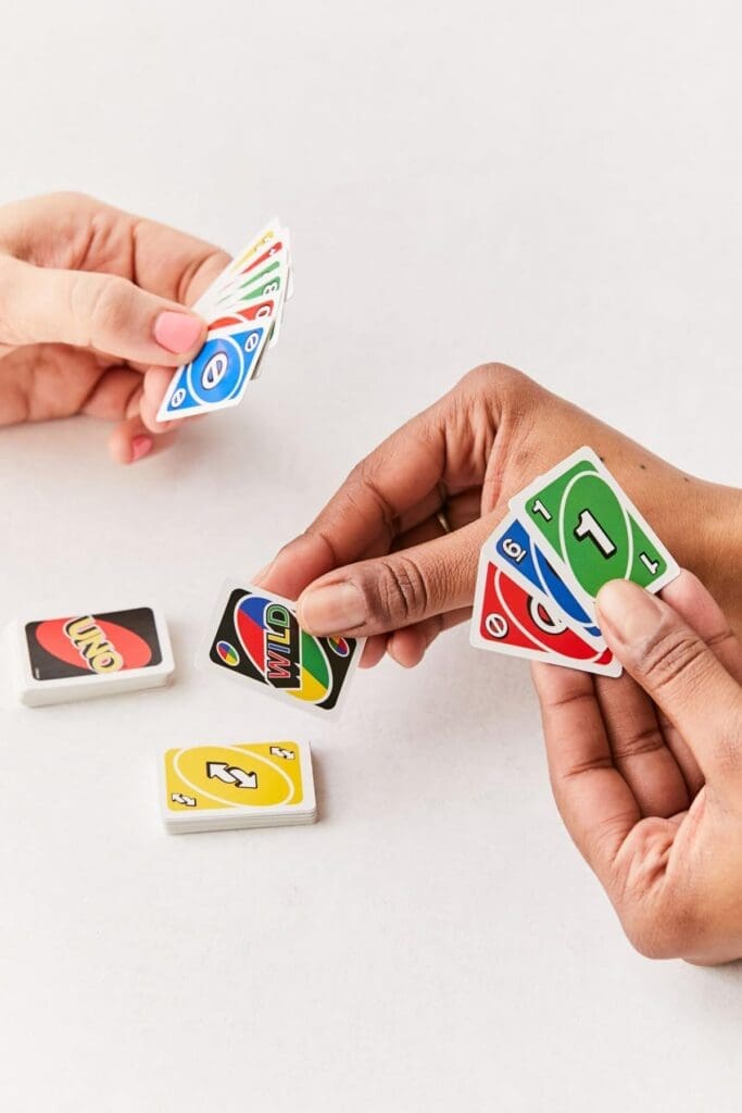 mini cars game of UNO